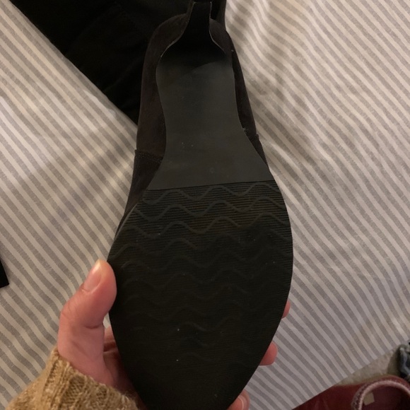 Black knee high boots - Picture 2 of 3